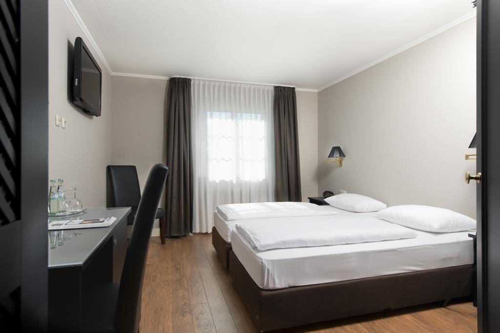 Hotel Munich North Neufahrn bei Freising Quarto foto